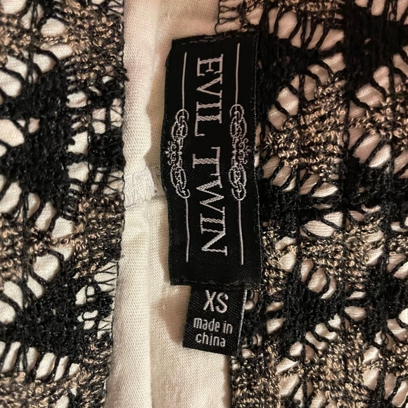 Evil Twin crochet woven shorts, size xs - Picture 3 of 3